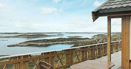 Holiday Home in Dyrvik