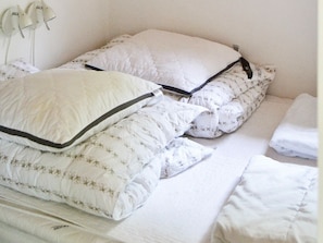 2 bedrooms, individually furnished, cribs/infant beds