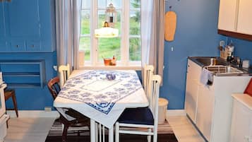 House | Dining