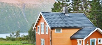 6 Person Holiday Home in Gullesfjord