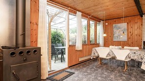 Dining - Earthy Holiday Home in Roslev near Sea (Roslev)