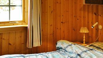 3 bedrooms, individually furnished