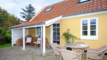 ํ์ฐ์ค | ์ธ๊ด