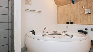 House | Spa treatment