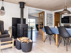 House | Living area | TV - 10 Person Holiday Home in Glesborg-by Traum (Glesborg)