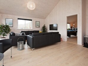 House | Interior - 18 Person Holiday Home in Hojby (Hojby)
