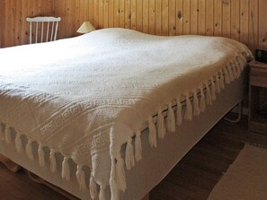 House | 3 bedrooms, individually furnished - 5 Person Holiday Home in Hals-by Traum (Hals)