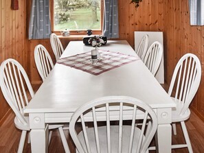 House | Dining - 8 Person Holiday Home in Finnas (Bomlo)