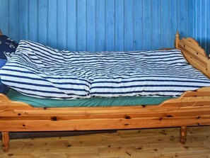 3 bedrooms, individually furnished