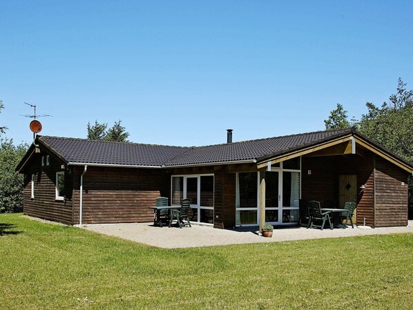 Exterior - Charming Holiday Home in Fjerritslev Jutland Near North Sea (Fjerritslev)