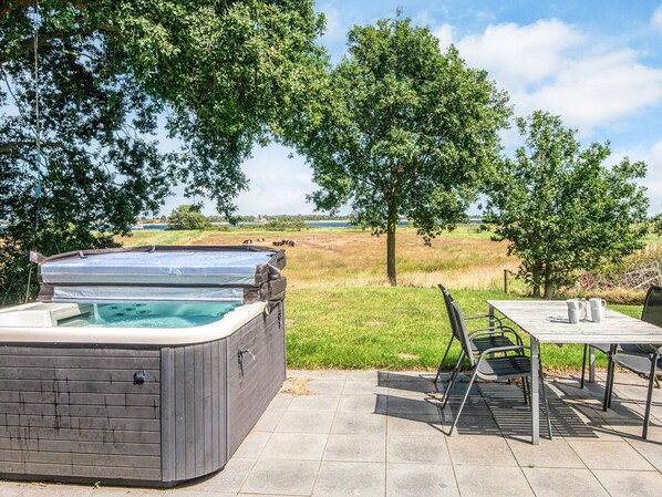 House | Spa treatment - Relaxed Holiday Home in Haderslev near Sea (Haderslev)