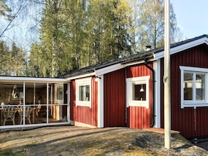 House | Exterior - 4 Person Holiday Home in Hammar (Hammar)