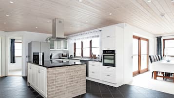 House | Private kitchen