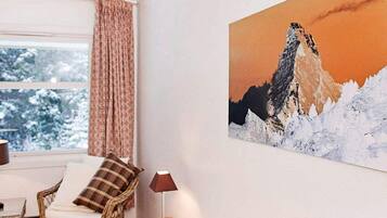 3 bedrooms