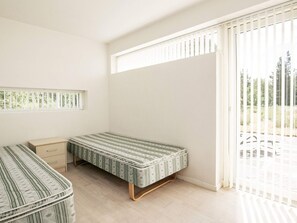3 bedrooms, individually furnished, cribs/infant beds