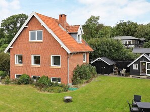House | Exterior