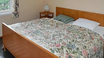 4 bedrooms, individually furnished