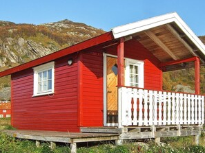 House | Exterior detail