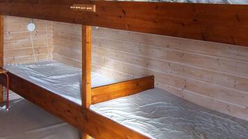 1 quarto, individualmente mobiliados