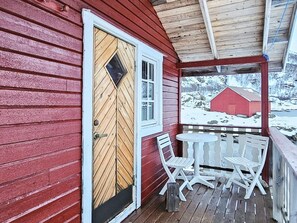 House | Exterior - Holiday Home in Rebbenes (Tromsø)