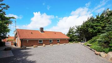 House | Exterior