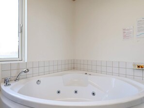 Spa treatment - 4 Star Holiday Home in Ulfborg (Ulfborg)