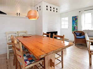 House | Dining