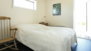 Room - Picturesque Holiday Home in Thyholm With Terrace (Thyholm)
