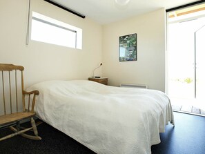 3 Schlafzimmer, Babybetten