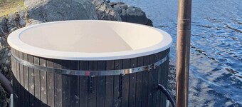 6 Person Holiday Home in Foldroyhamn