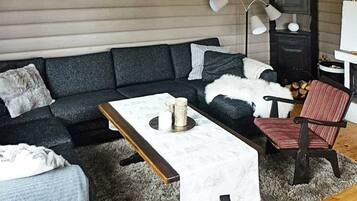 3 bedrooms, individually furnished