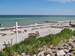 Beach - 6 Person Holiday Home in Otterup (Otterup)