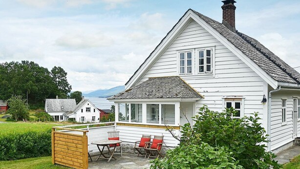 Exterior - 6 Person Holiday Home in Bjoa (Vindafjord)