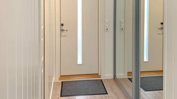 3 bedrooms, individually furnished