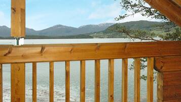 House | Lake view