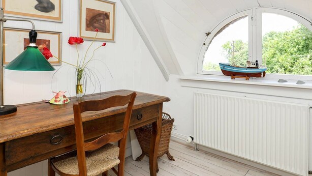 Unclassified image, 1 of 35, button - Rustic Holiday Home in Hovedstaden With Whirlpool (Graested)