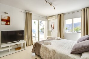 6 dormitorios, Internet, ropa de cama
