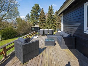 Balcony - Premium Holiday Home in Hovedstaden With Terrace (Dronningmolle)