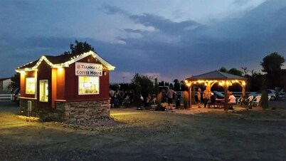 Cozy Cottage House A with Double Carports