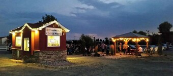 Cozy Cottage House A with Double Carports