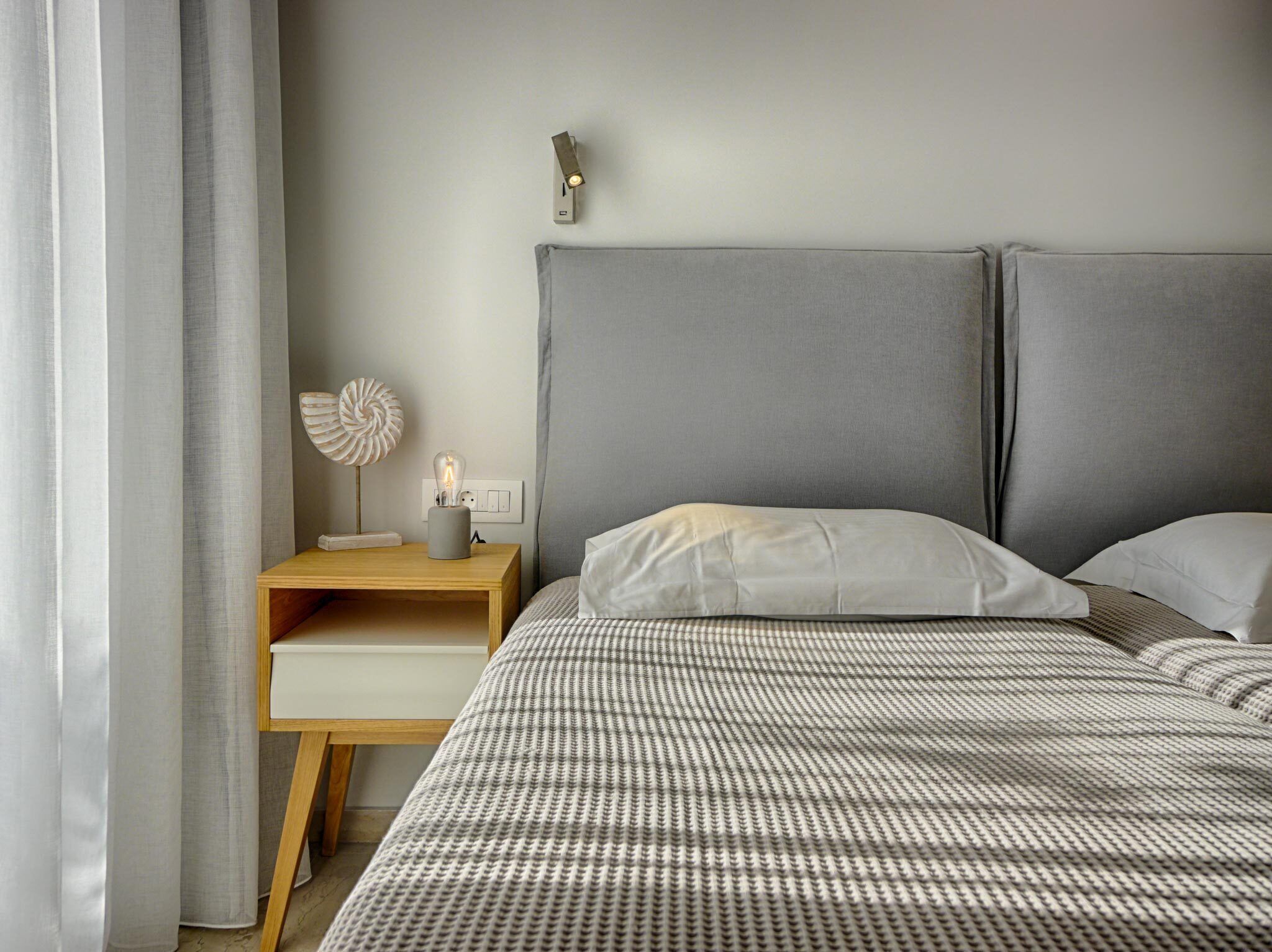 Vistonia Studio 7 - right on the beach with sea views