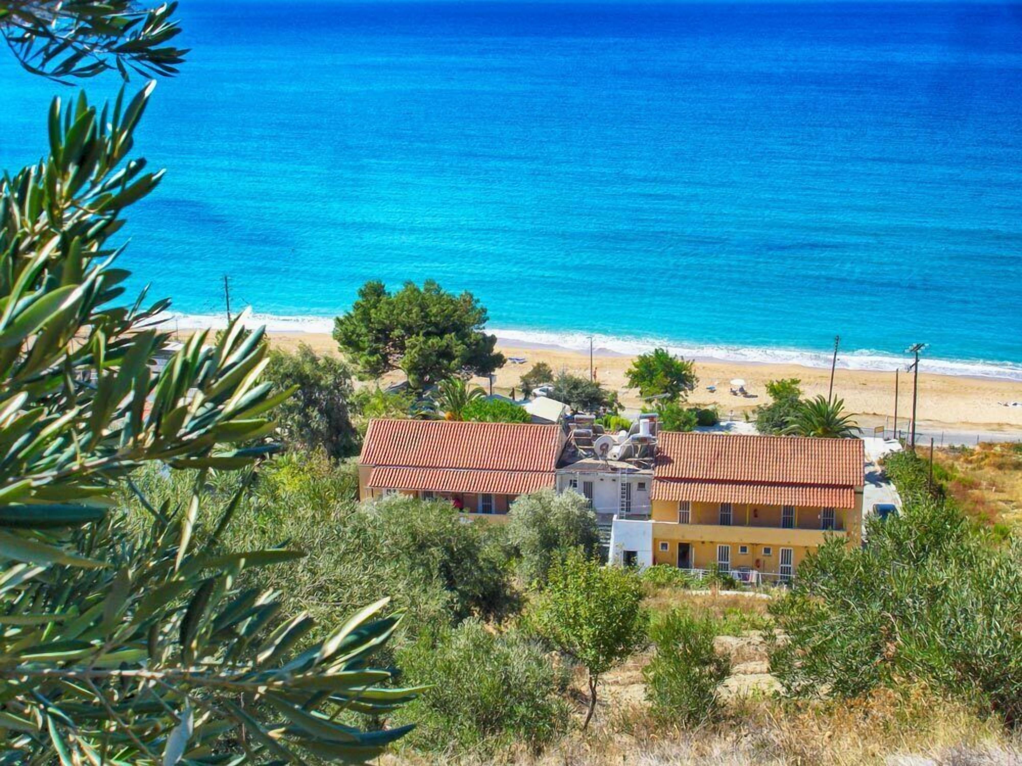 Vistonia Studio 7 - right on the beach with sea views