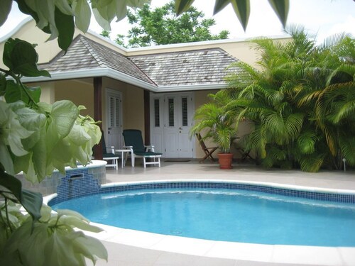 Cherry Garden Villa with private pool in the desirable Rockley Beach location 
