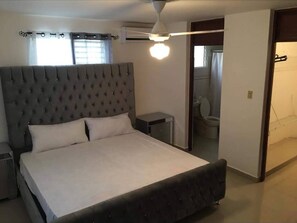 Condo, 3 quartos, para fumantes, sacada | Banheiro | Sabonete, shampoo