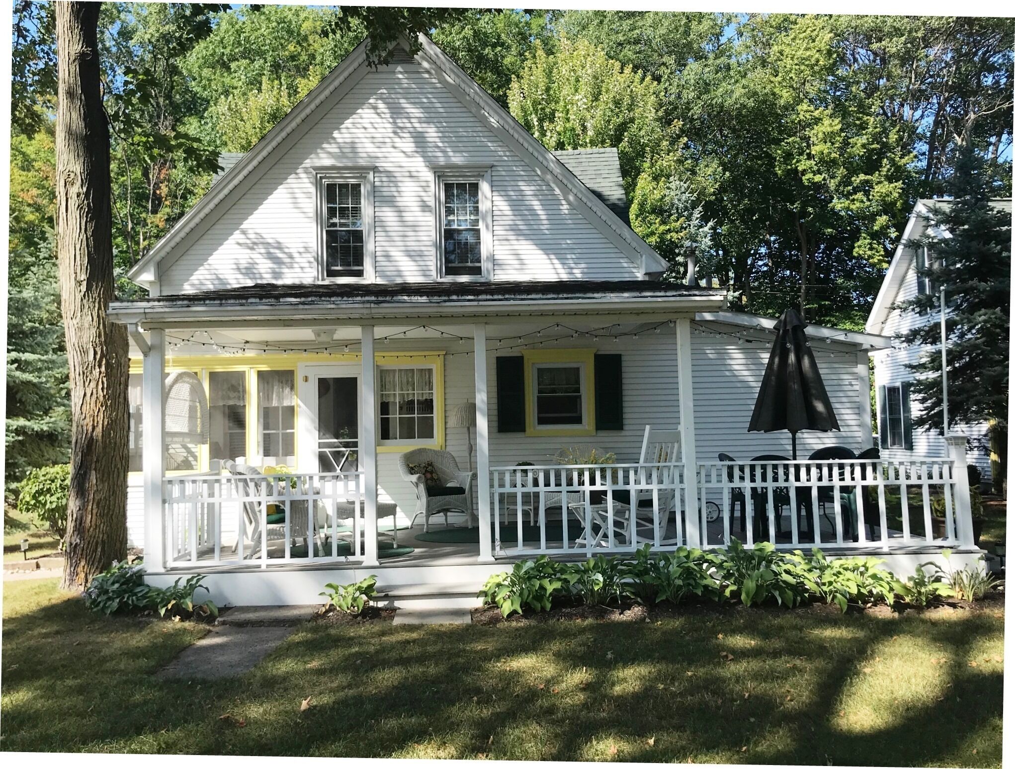 Charming in Boyne City 