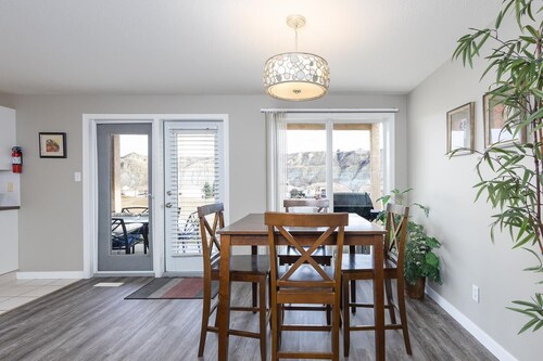 Paradise Canyon Golf Resort - Signature Walkout Condo 380