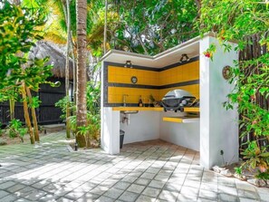 Terrace/patio - Lovely Casita on Best Beach in Tulum. Snorkels, Kayaks, Paddleboards Included (Tulum)