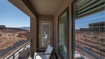 Townhome, Multiple Beds (Canyon Crest Escape) | Balcony