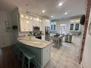 Fridge, microwave, oven, stovetop - Renovated Gem: Walk to Beach, Historic District Shops, Restaurants, Central Park (Cape Charles)