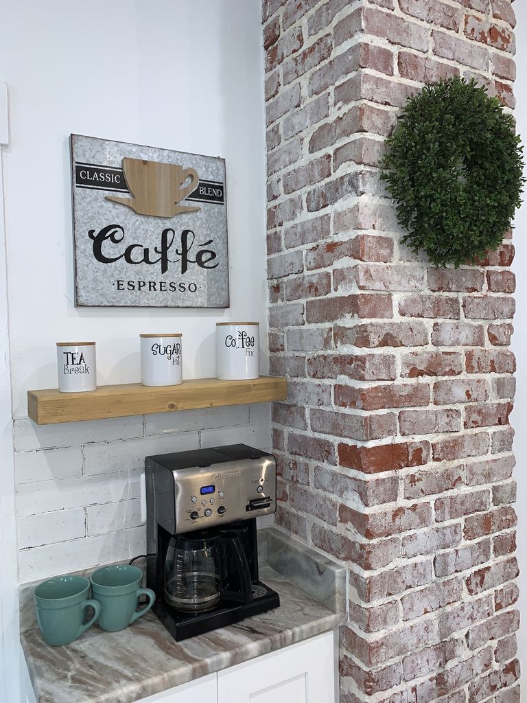 Newly Renovated, Steps From Beach, Historic District, and Park